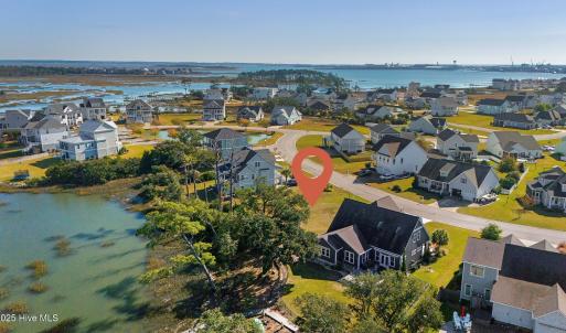 Vacant lot in Mariners Pointe