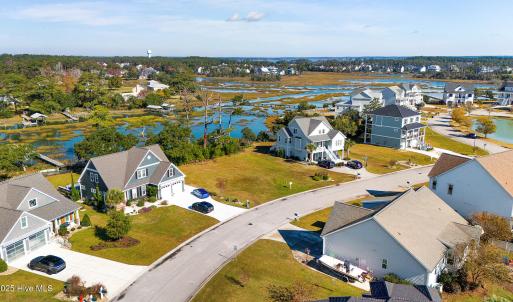 Vacant lot in Mariners Pointe