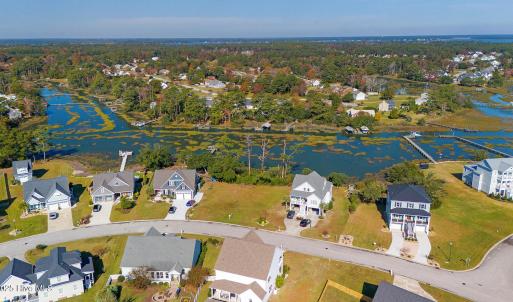 Vacant lot in Mariners Pointe