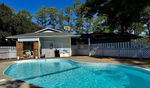 Pool at Sea Harbour Yacht Club