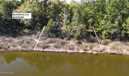 DJI_20251022140312_0535_D Large