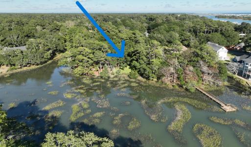 Approx. 200' of Marshfront...