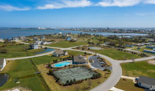 25-web-or-mls-Mariners Pointe Amenities