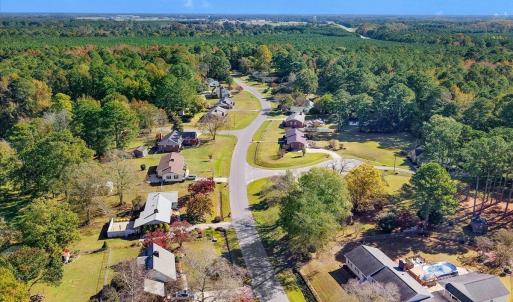 12-Country Squire Rd-12