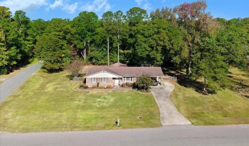 28-Country Squire Rd-28