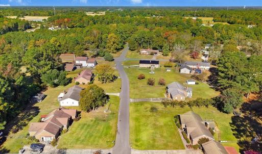 22-Country Squire Rd-22