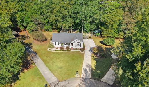 27-Country Squire Rd-27
