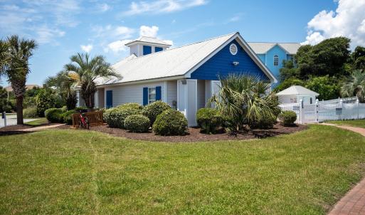 Spinnakers Reach Community