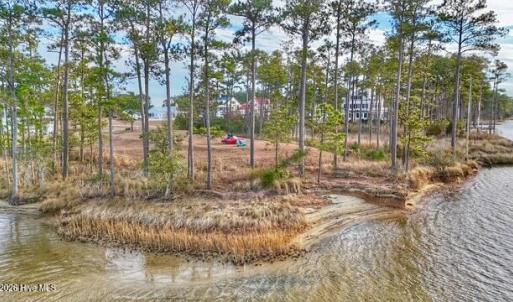 420E47F9-F314-44D0-B07B-E518F4B3C1A3