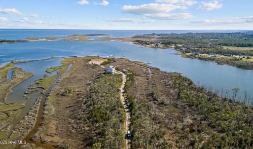 5-web-or-mls-DJI_20251104140741_0467_D