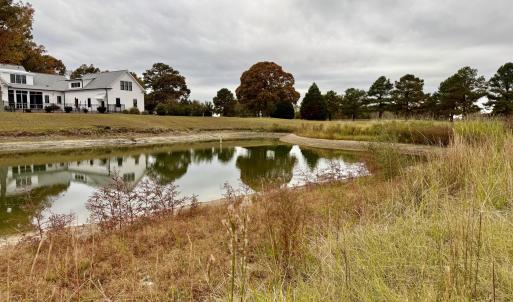 FCD8A462-1F69-442F-A9F9-48F194360E35