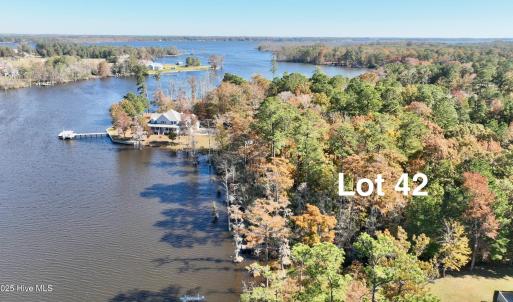 Lot8