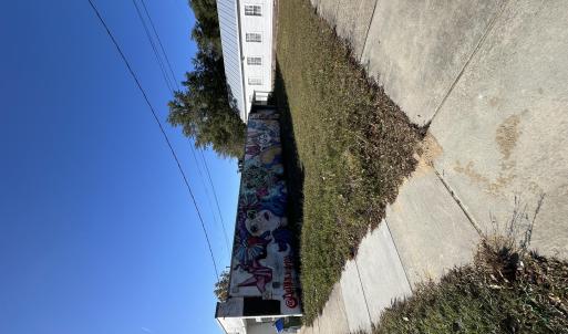 On corner of 3rd and Marstellar