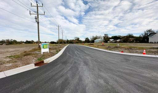 Street In no market sign 2