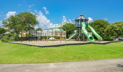 Cannonsgate playground