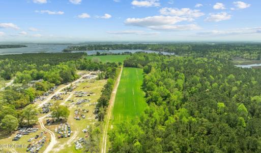 517 Queens Creek Rd (33)