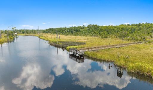 28-web-or-mls-CAMMediaLLC.com riversea-1