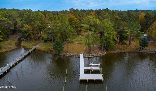 105 Trawler Lane, Merritt