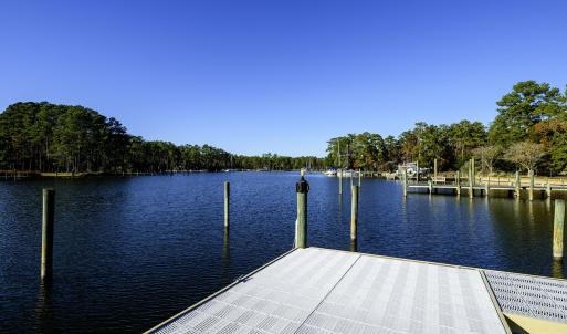 105 Trawler Lane, Merritt