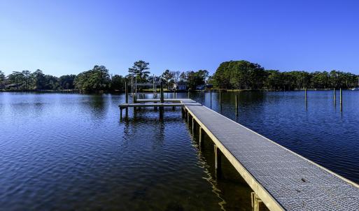 105 Trawler Lane, Merritt