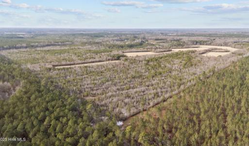 6-web-or-mls-DJI_20251209144924_0216_D