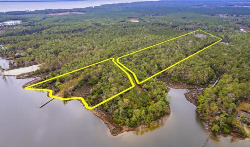 Less than 5 Miles from Downtown Oriental