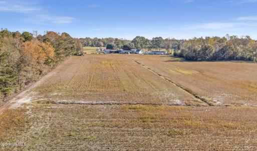 DJI_20251106102144_0094_D