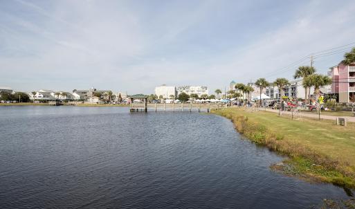CarolinaBeachLake11.2025L33A0651 copy