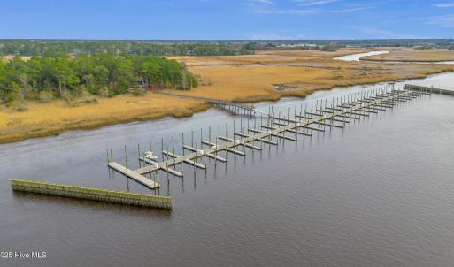 1543 riverview 00013