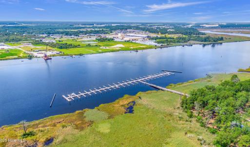 1543 riverview 00039