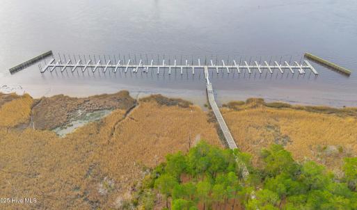 1543 riverview 00011