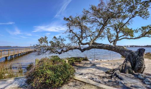 823 Chadwick Shores Dr Sneads-large-056-