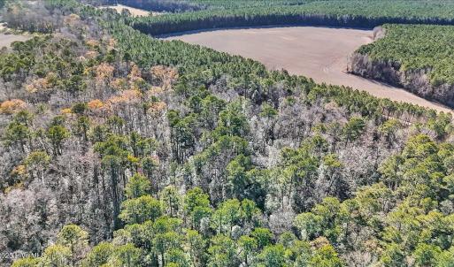 11-DJI_20251222111547_0128_D