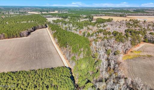 01-DJI_20251222105618_0083_D