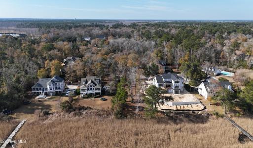 DJI_20251225005504_0004_D