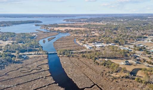 10-web-or-mls-DJI_20251230143406_0177_D