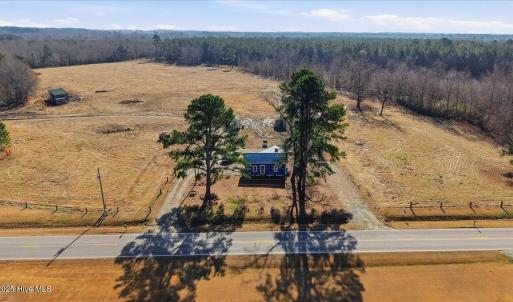 11-9153 St Marys Church Rd-11