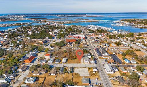 Spacious Beaufort Lot