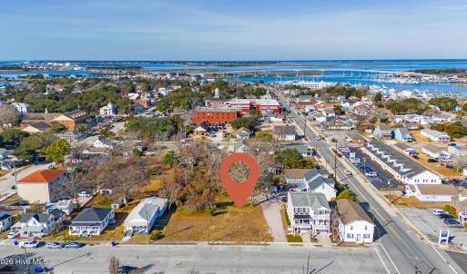 Spacious Beaufort Lot