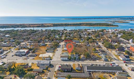 Spacious Beaufort Lot