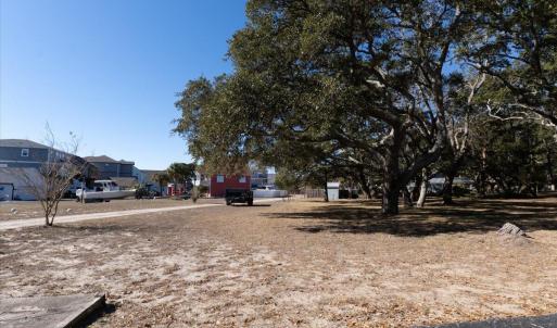 Lot 5 Stone Ballast Way