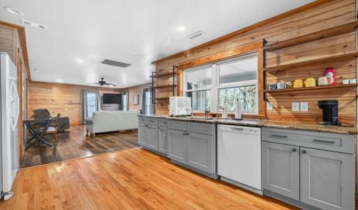 lots of counter space