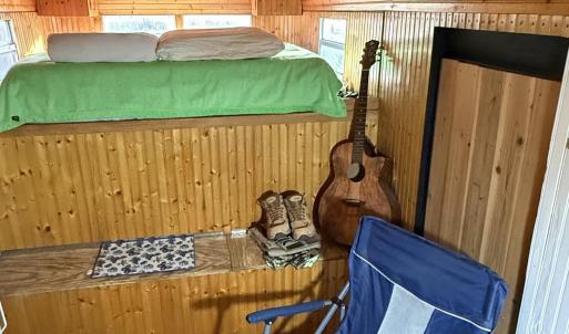 INSIDE TRAILER BED PHOTO