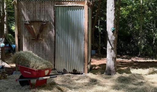 SHOWER HOUSE PHOTO
