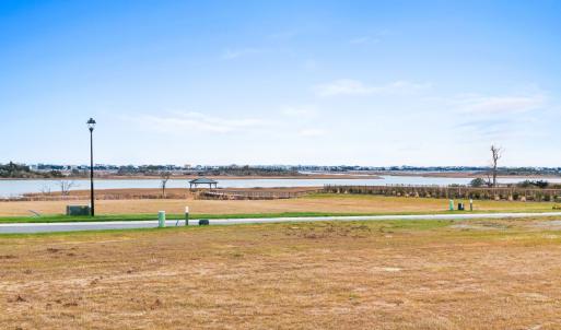 017_lot_100_north_glimmering_glass_lane_