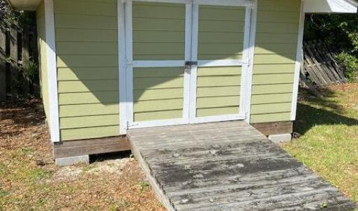 Shed