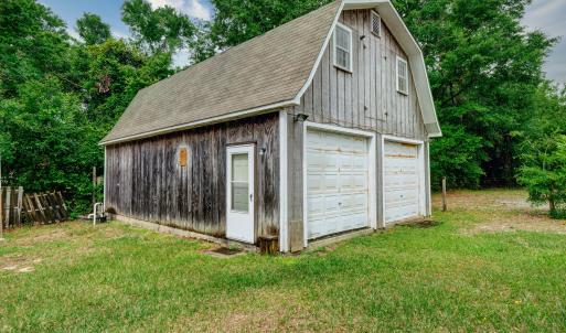 Detached Garage