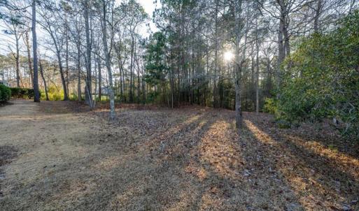 413-River-Crest-Dr-02