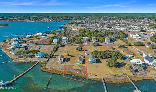 Waterfront Home in Newport