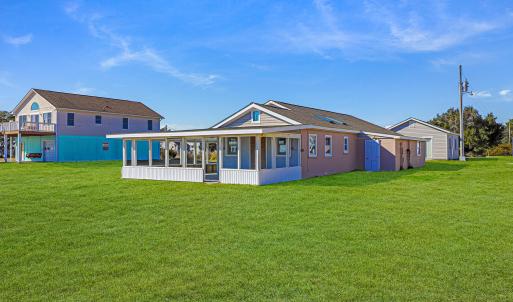 Waterfront Home in Newport